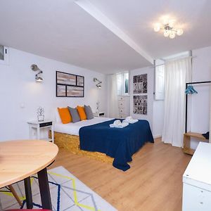 Studio met een King Size Bed